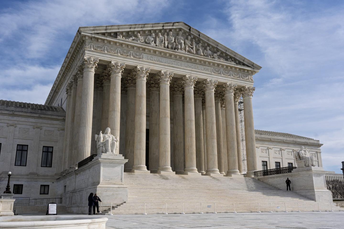 Supreme Court says Trump can lay off 1,400 at Education Department, allowing him to send department functions ‘BACK TO THE STATES’
