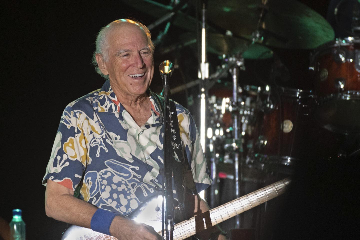 Jimmy Buffett’s widow accuses late musician’s financial advisor of mishandling his $275 million estate