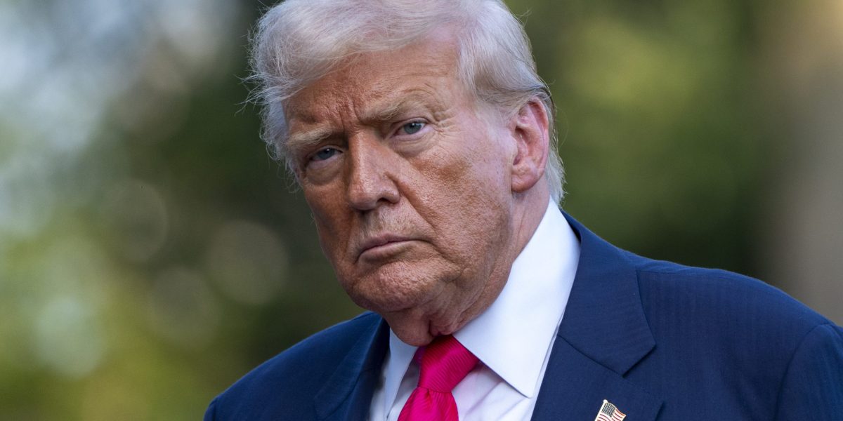 Trump banishes Wall Street Journal from Air Force One after paper publishes Jeffrey Epstein birthday letter story