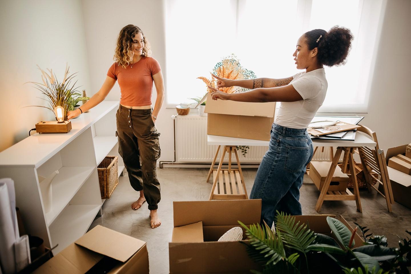 Gen Z can’t afford a house on their own—so they’re buying with friends and family