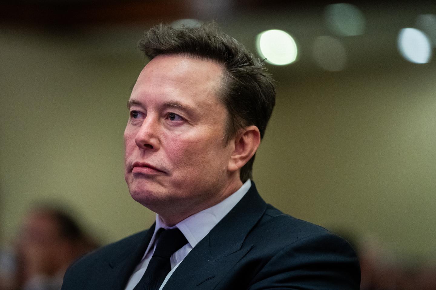 Musk takes over Tesla’s Europe, U.S. sales after Afshar’s exit