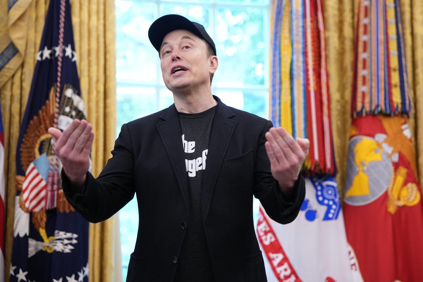 Elon Musk says Tesla will start adding vehicles it doesn’t directly own into its robotaxi network next year