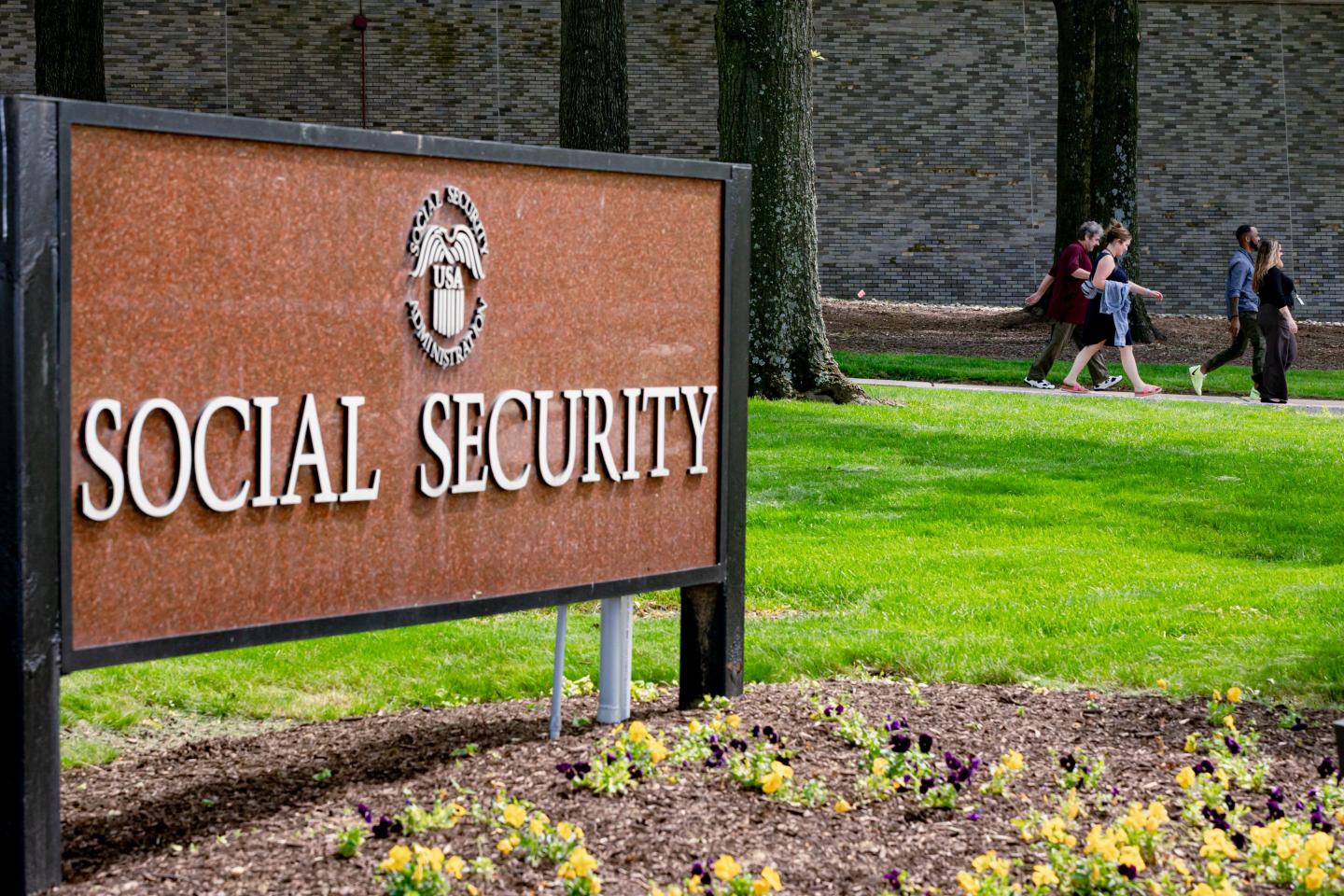 Social Security sends incorrect email saying  ‘Big Beautiful Bill’ ends taxes on benefits—here’s what is actually changing