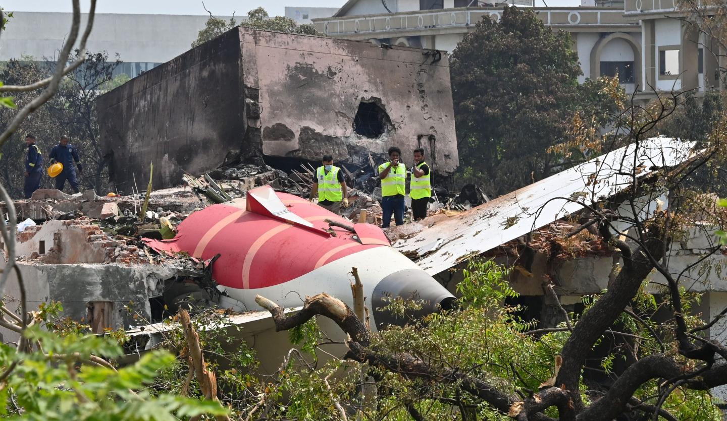 Fuel to Air India jet engines was cut off moments before crash, prompting confusion between pilots