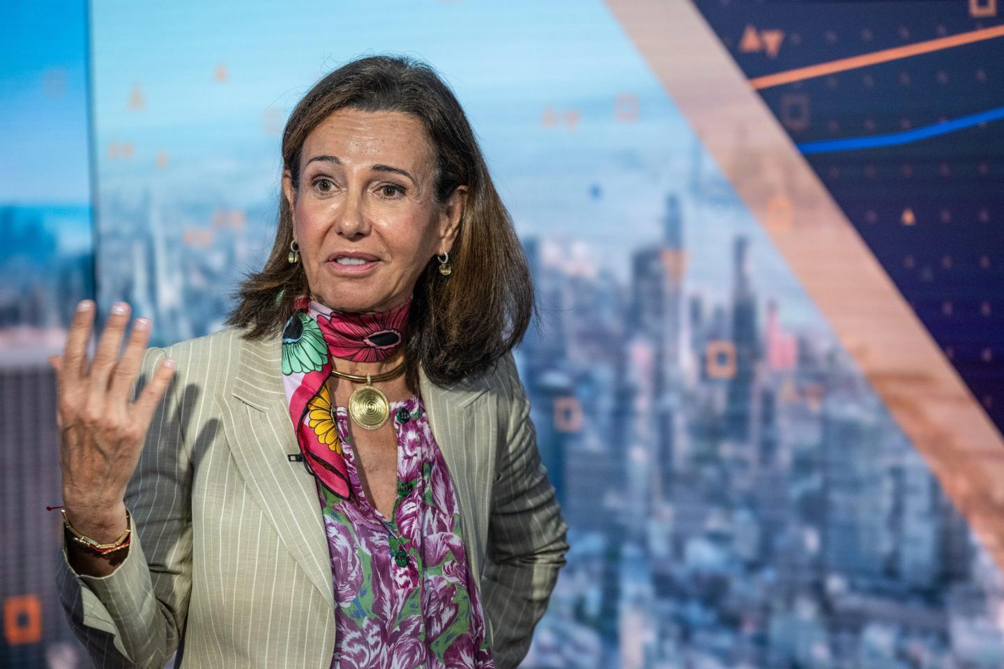 Santander’s Botin disagrees with Dimon as she sees ‘only upside’ for Europe