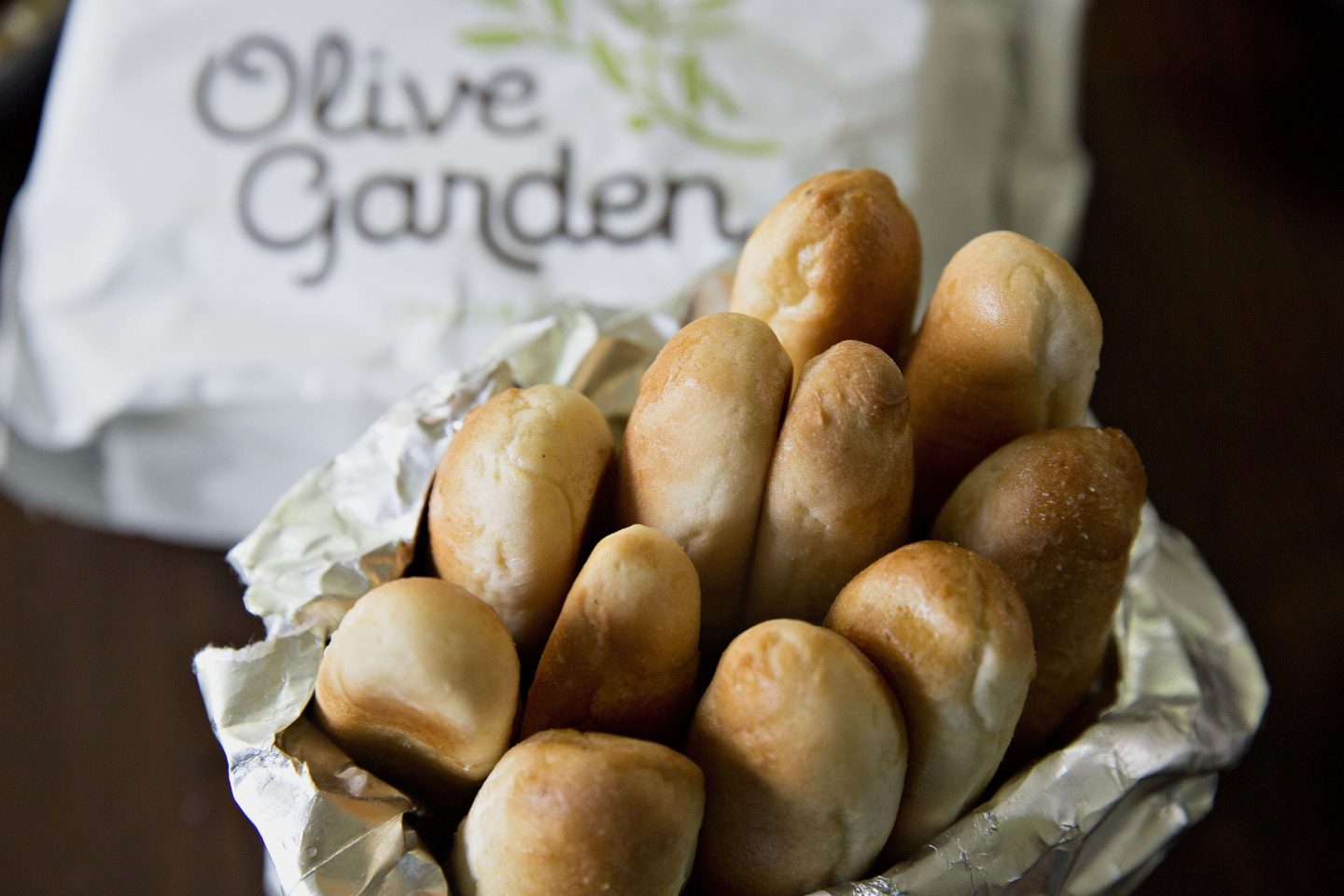 An order of breadsticks from a Darden Restaurants Inc. Olive Garden location.