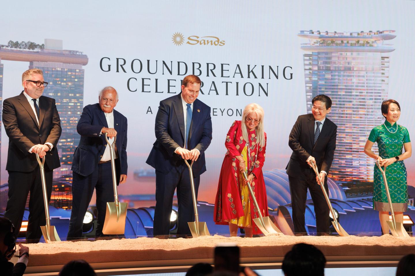 Las Vegas Sands hopes to usher in ‘new era of luxury tourism’ with a new $8 billion casino complex in Singapore