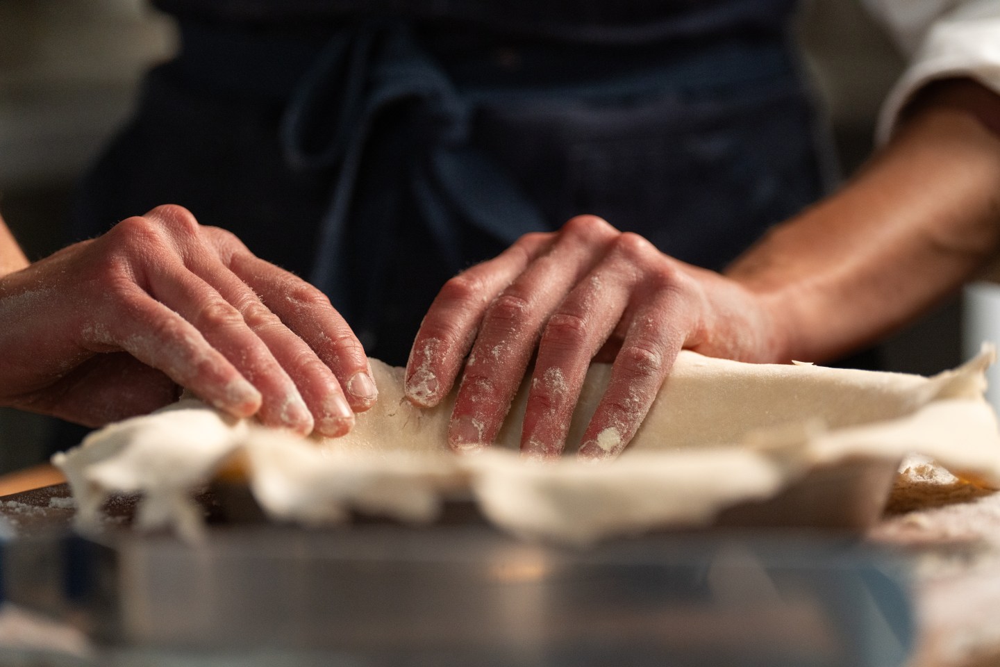 Karyn Tomlinson making a pie