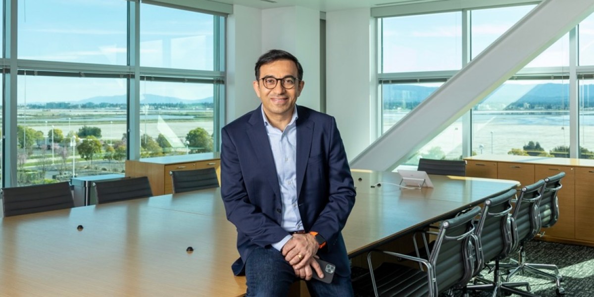 I had to make a big bet on a make-or-break 18 months. I later sold my company for $8 billion but first I had to dive deep into the 'gray area'