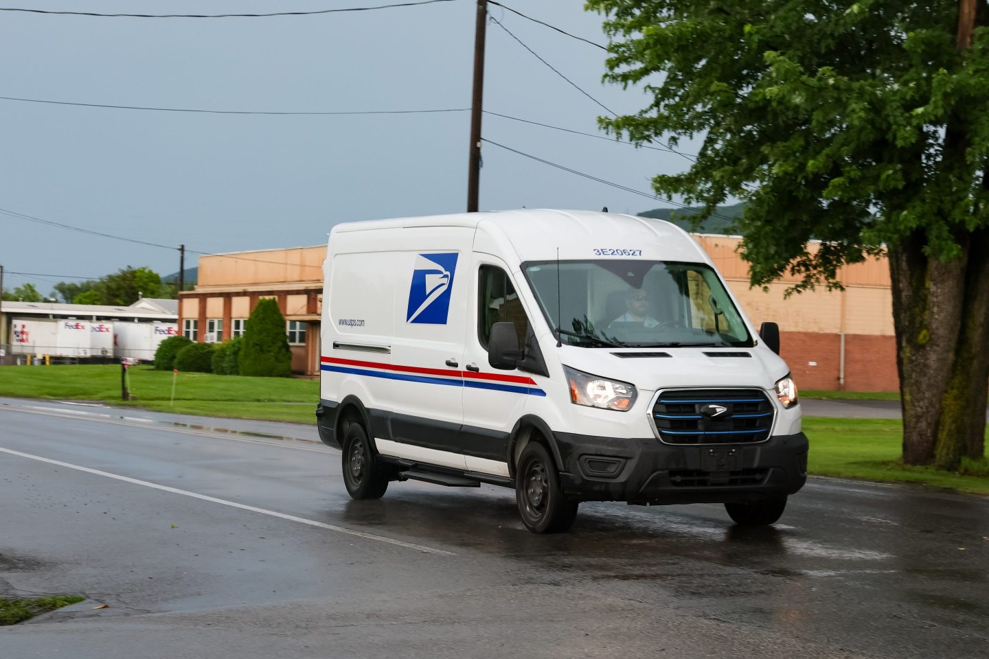 A USPS truck