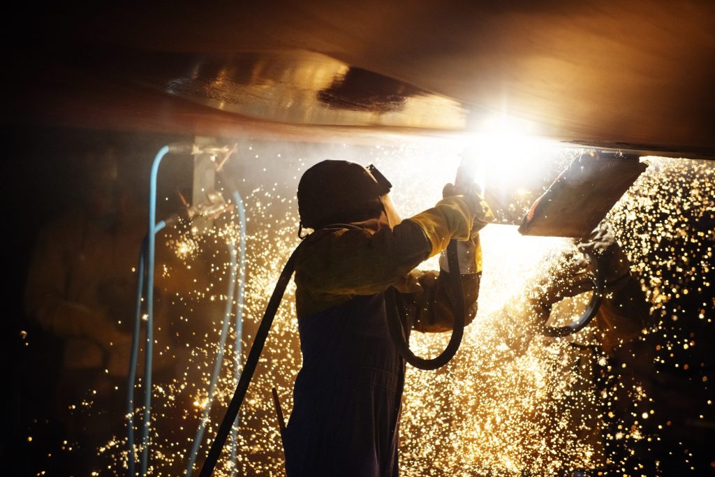 Shockingly bad jobs report reveals a monthslong stall and may trigger ...