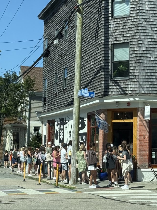 Line outside The Nitro Bar coffee shop in Rhode Island