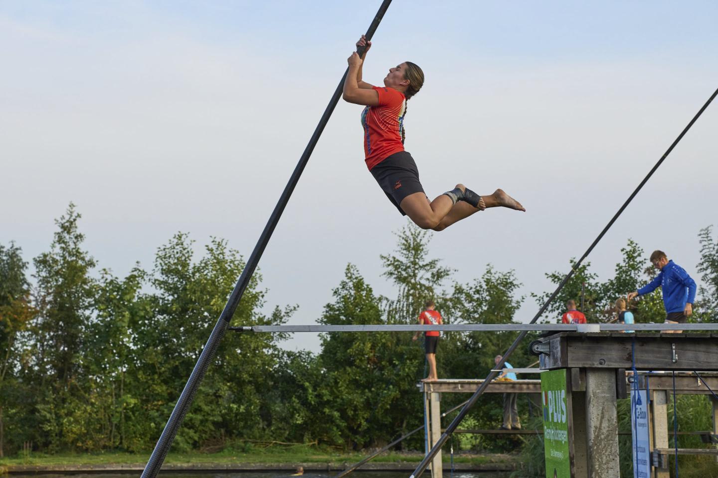 Canal jumper