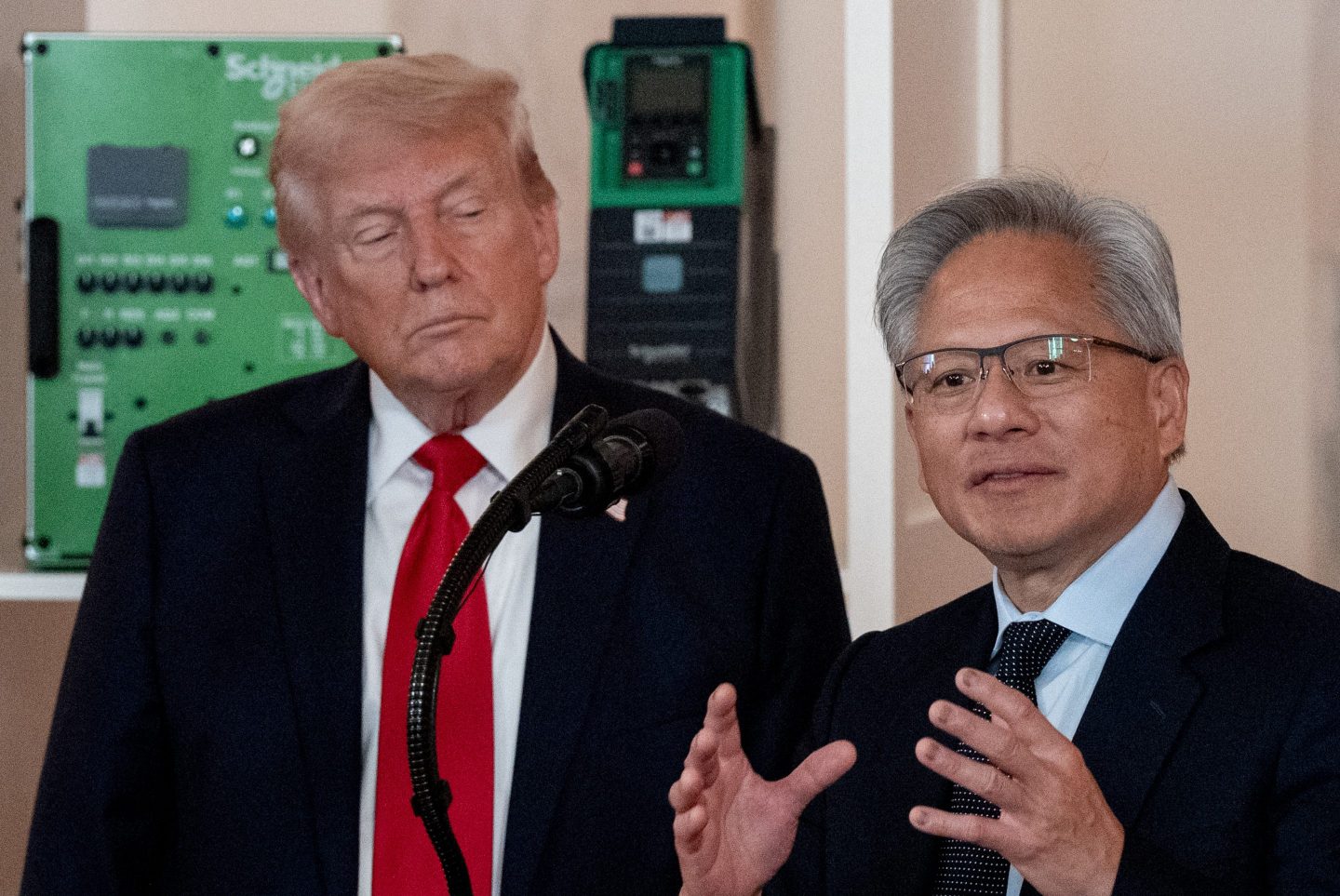 Trump, Huang