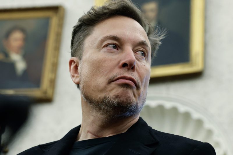 Buried in SpaceX’s IPO: a Tesla merger clue and a $3.75 billion insider windfall for friends and family