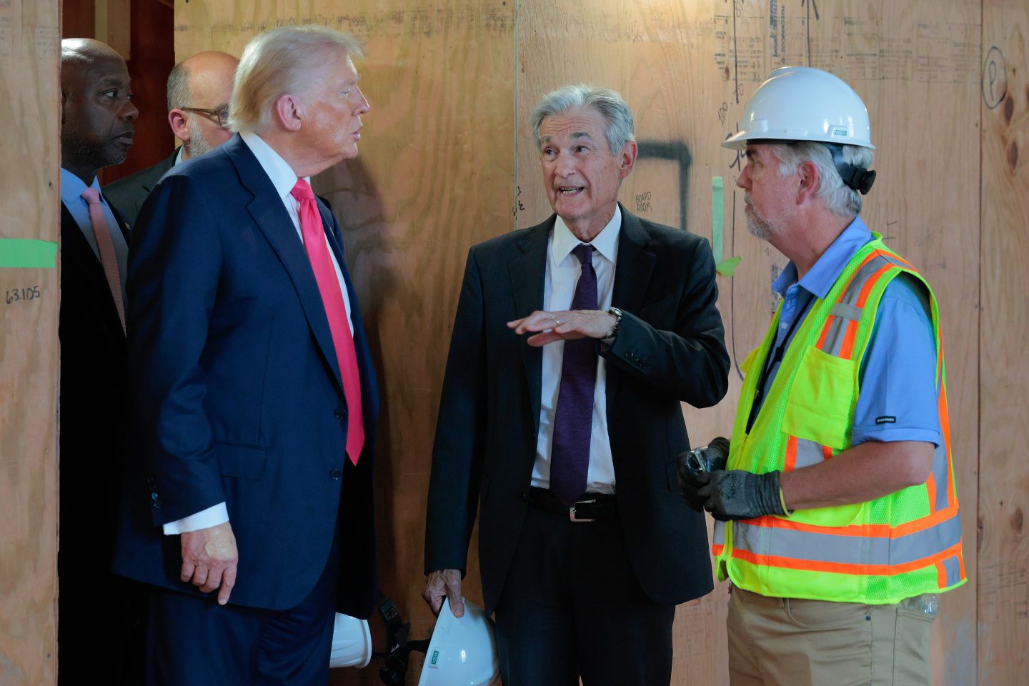 Trump, Powell