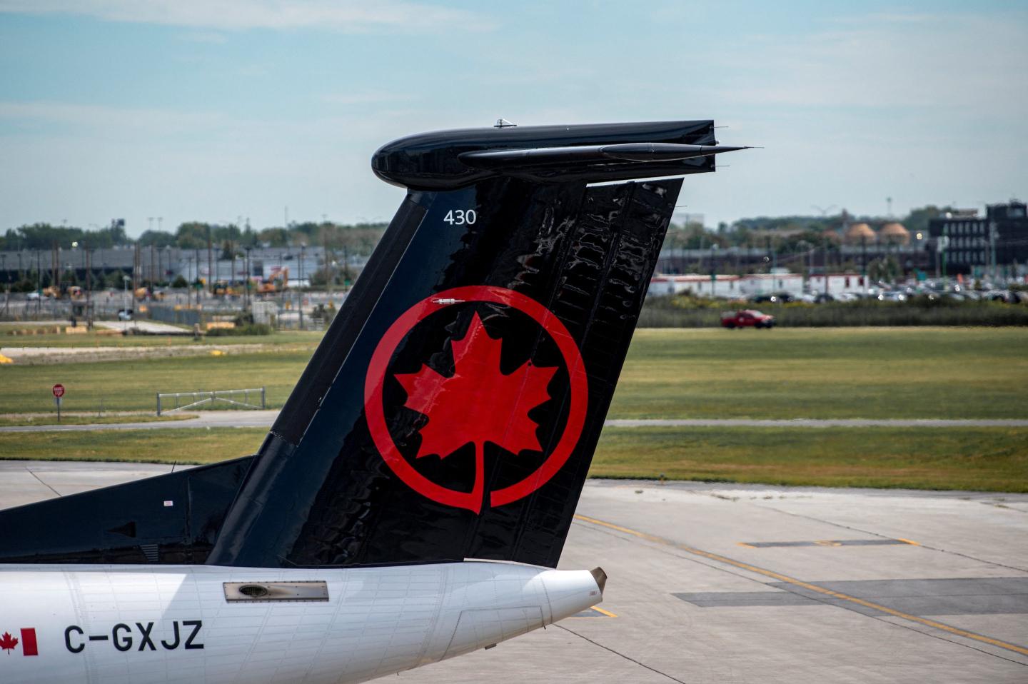 99.1% of Air Canada flight attendants vote against wage offer that union and airline agreed on, but flights will continue