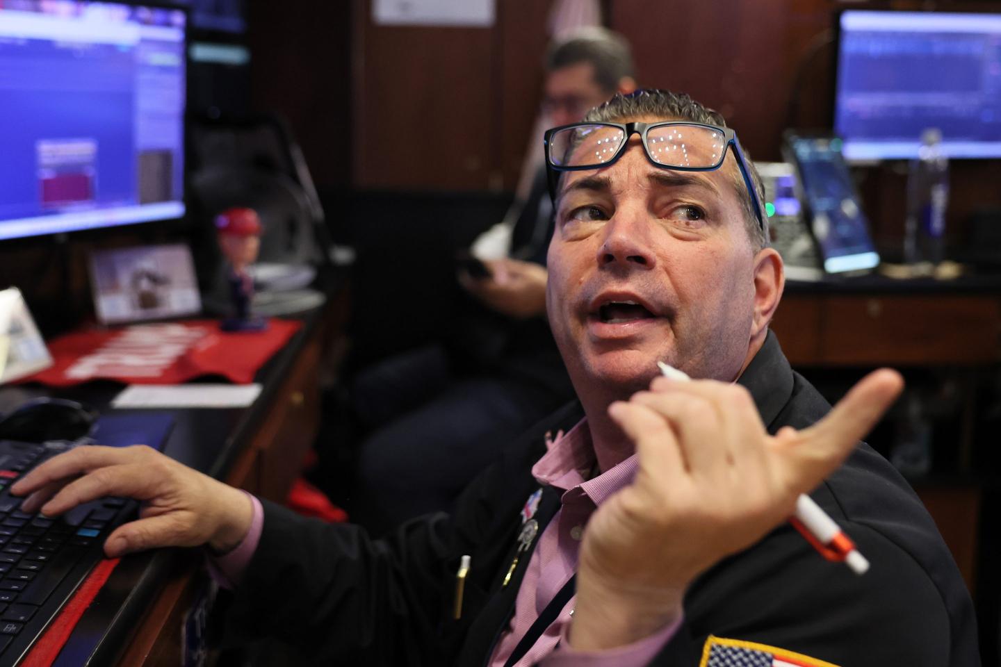 NYSE broker