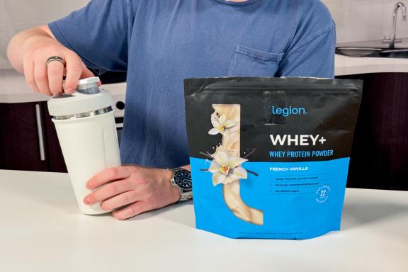7 Best Protein Powders (2026): RD Approved | Fortune
