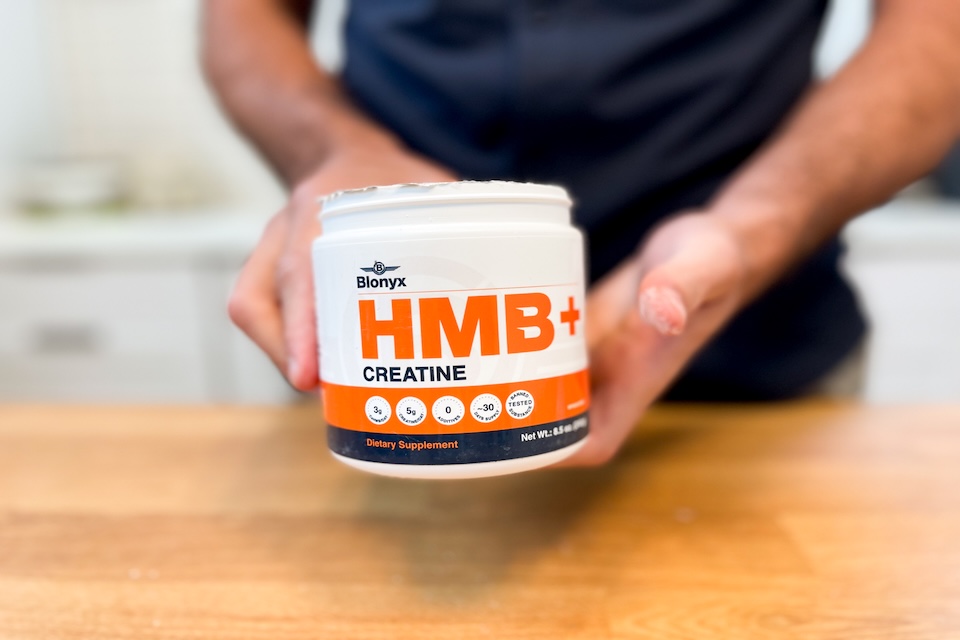 Tester displaying creatine