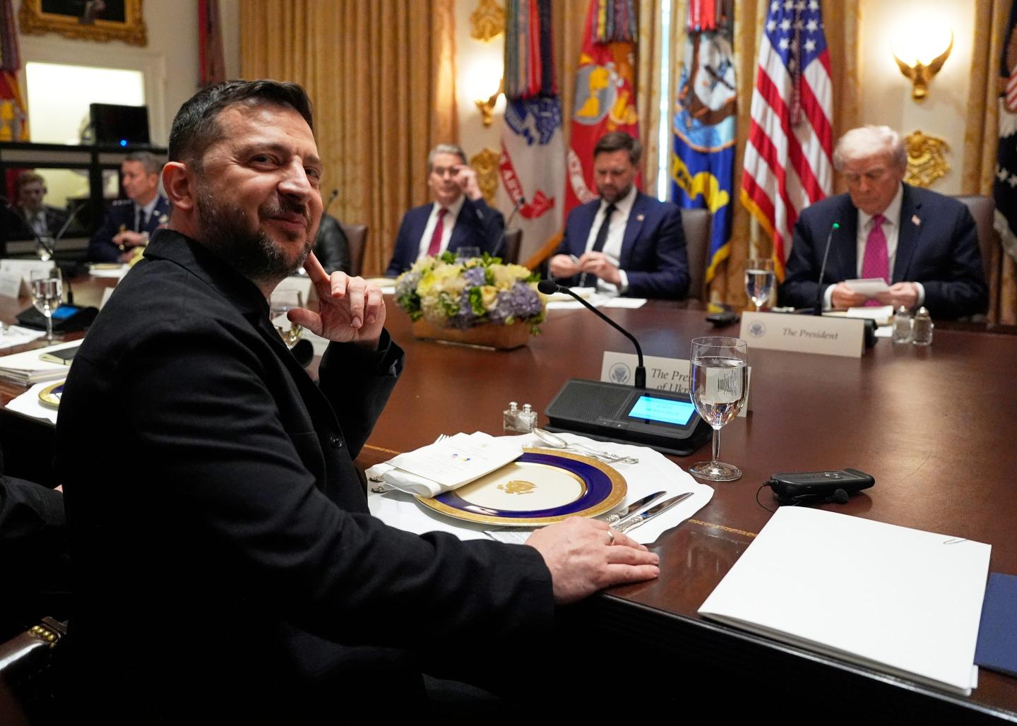 Trump calls on Ukraine and Russia to ‘stop where they are’ and signals he’s leaning against giving Zelenskyy Tomahawk missiles