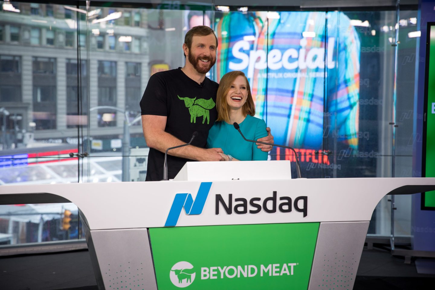 Ethan Brown, founder and CEO of Beyond Meat Inc., left, and actress Jessica Chastain during Beyond Meat's IPO at the Nasdaq MarketSite in New York on May 2, 2019.