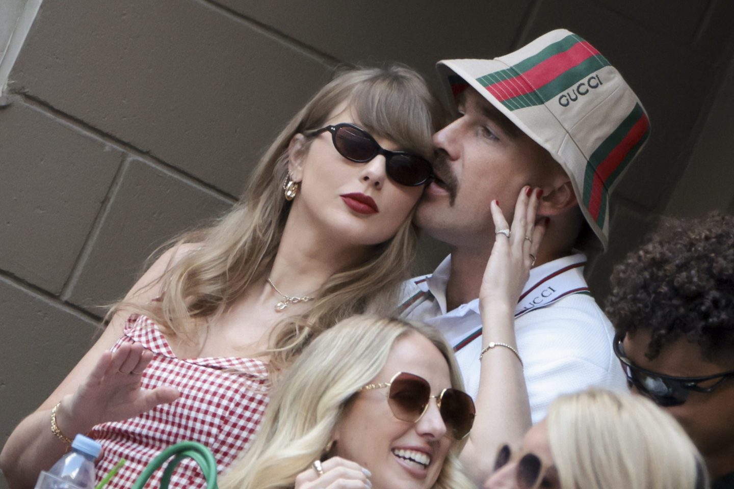 Taylor Swift, Travis Kelce
