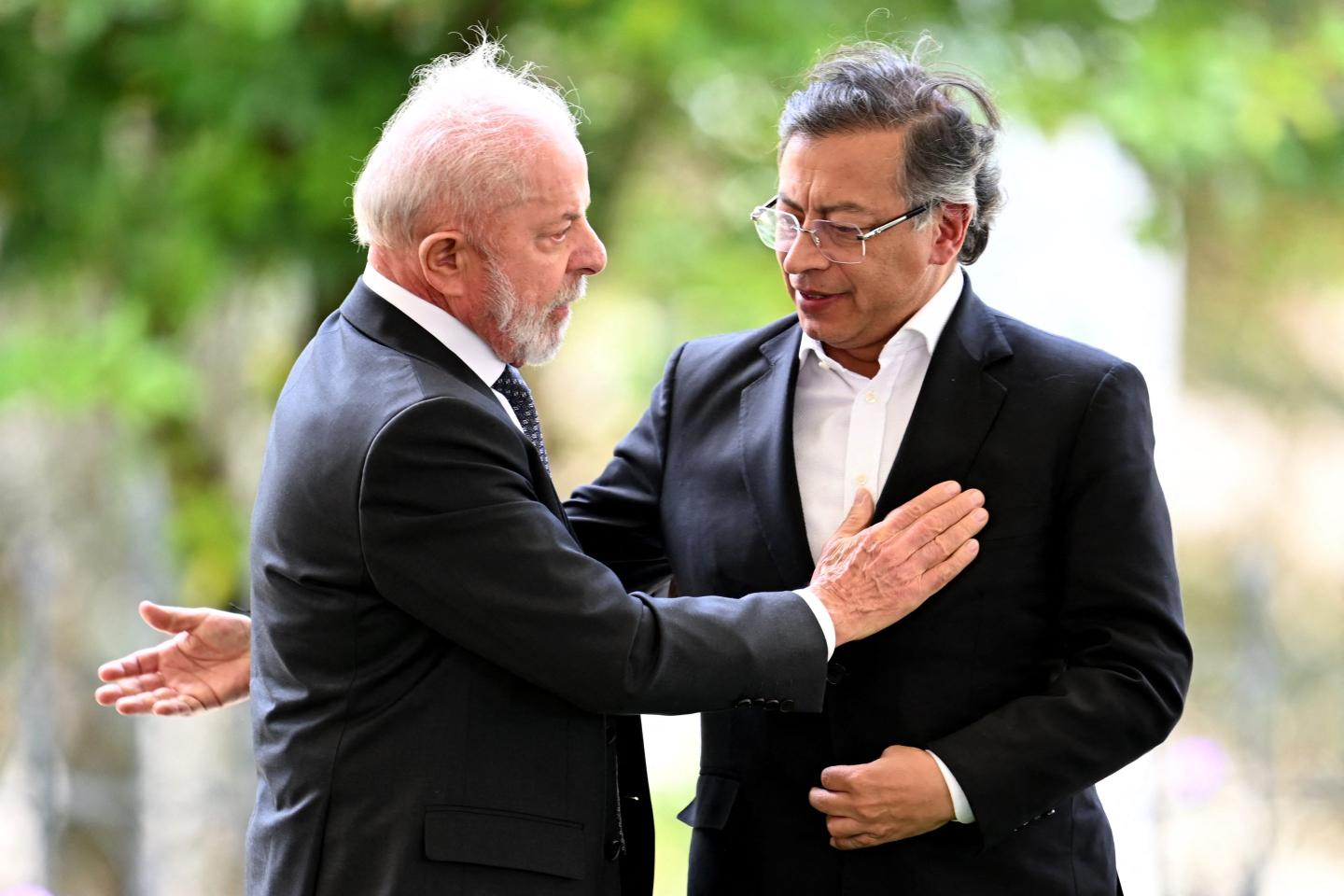 Lula, Petro
