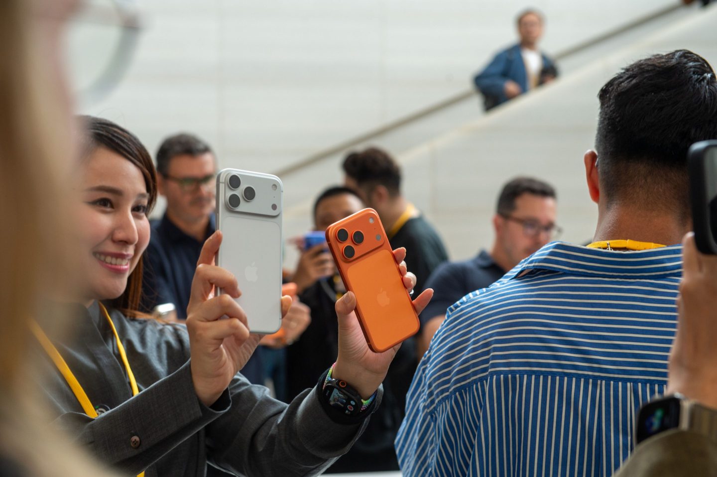 Counterpoint Research reported the iPhone 17 lineup outsold the iPhone 16 lineup by 14% in the U.S.