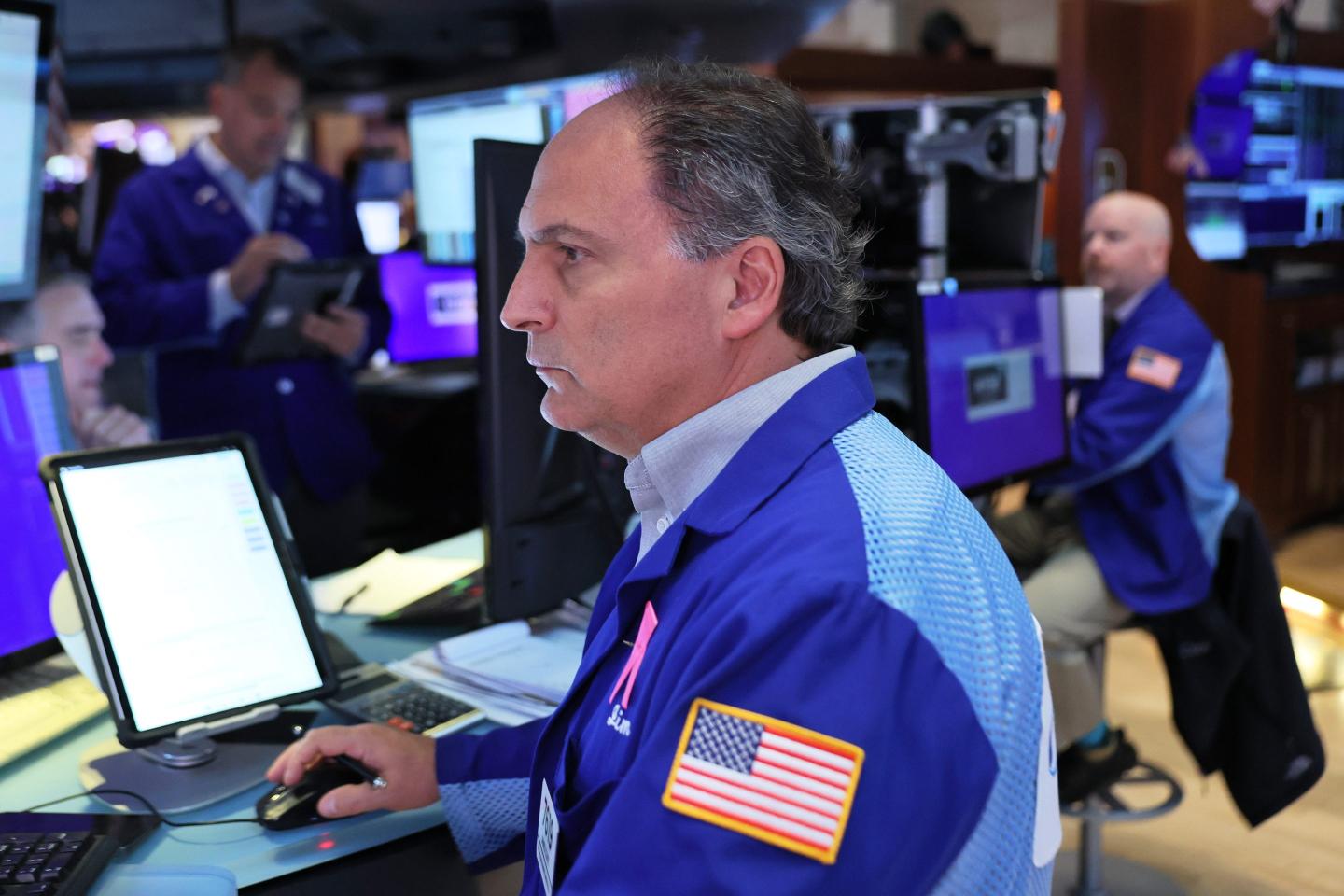 NYSE broker