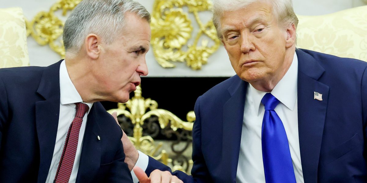 Ontario quickly caves to Trump and promises to pull the offending Reagan ad that killed Canada trade talks Ontario quickly caves to Trump and promises to pull the offending Reagan ad that killed Canada trade talks