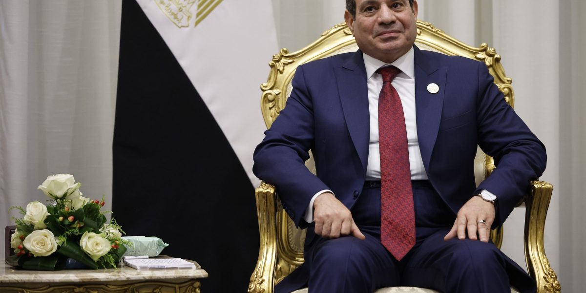 Egypt's crisis becomes Europe's business problem as inflation soars and Suez revenues collapse | Fortune