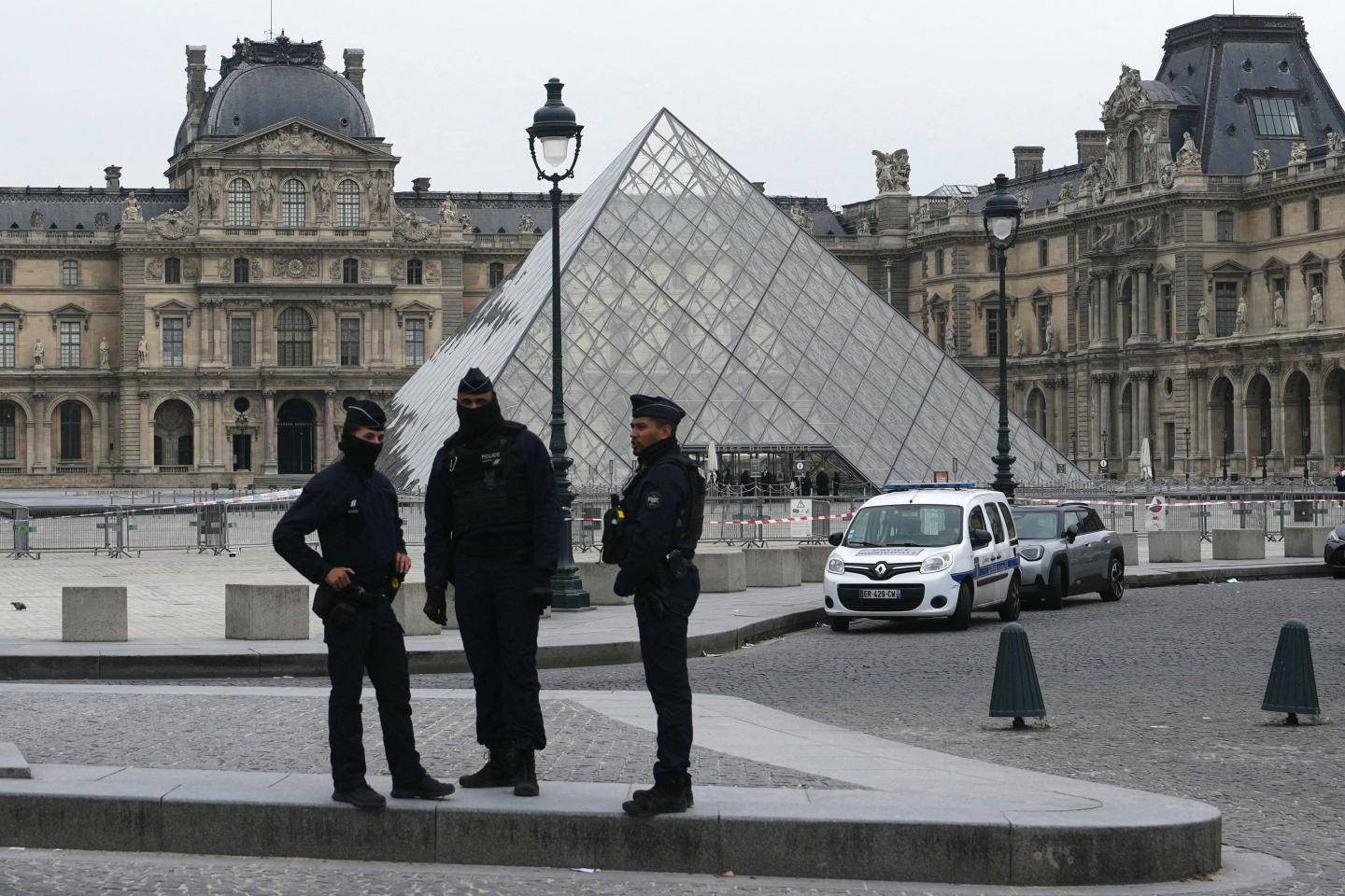Valuable jewels stolen from France’s Louvre in daring heist