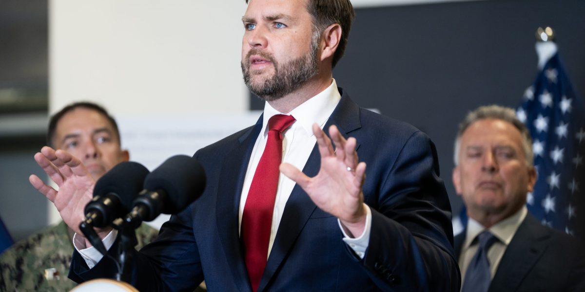 Vance says 1.3 million U.S. troops will be paid at the end of the week as pressure mounts for Democrats to end the shutdown Vance says 1.3 million U.S. troops will be paid at the end of the week as pressure mounts for Democrats to end the shutdown