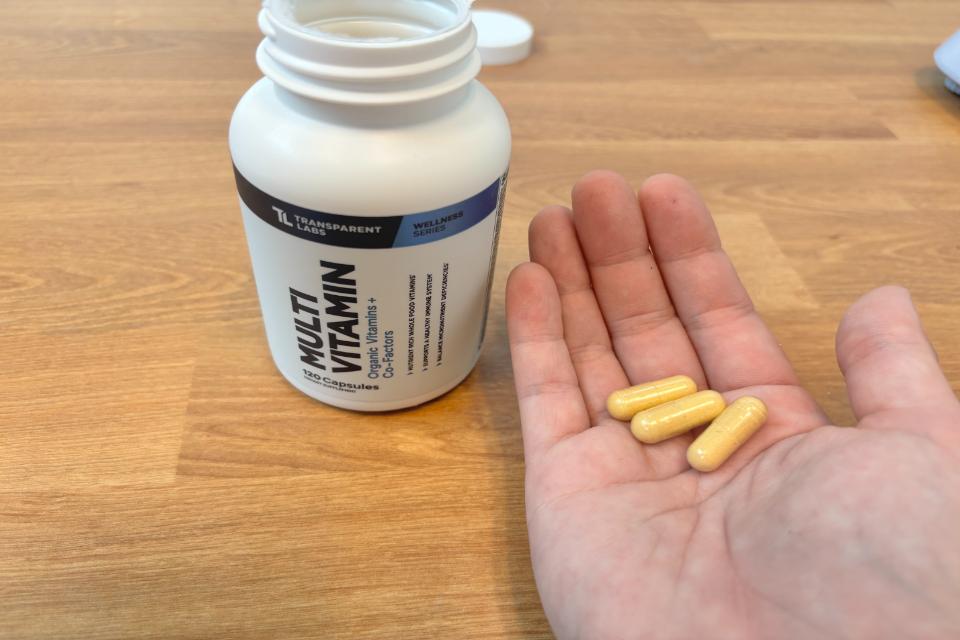 Transparent-Labs-teen-multivitamin1