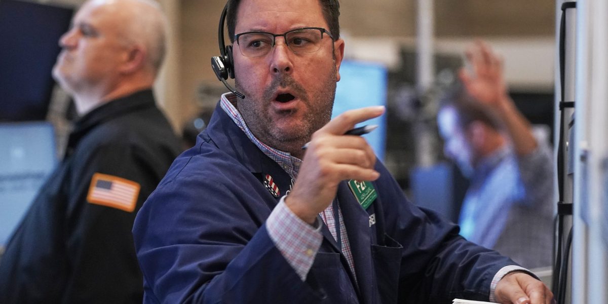 Nvidia falls as much as 4.2% amid lurch downward as traders digest earnings | Fortune