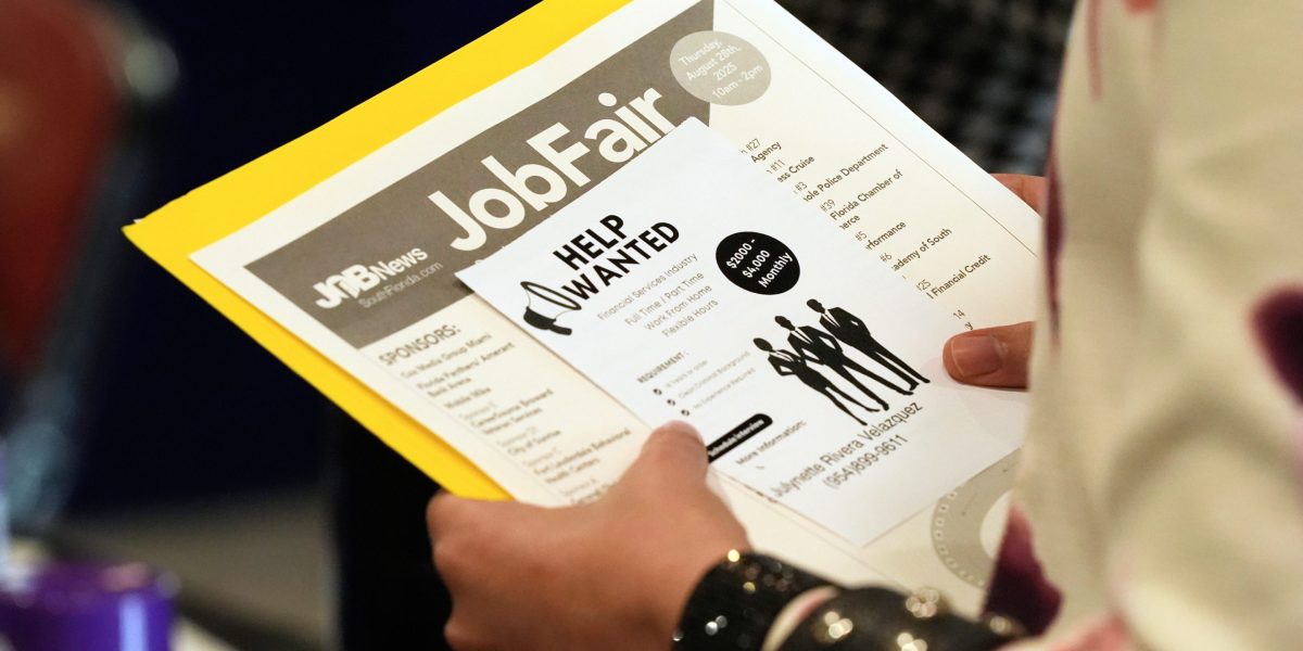 Jobs disaster-or mediocrity-to be revealed with September jobs report finally set to drop Thursday | Fortune