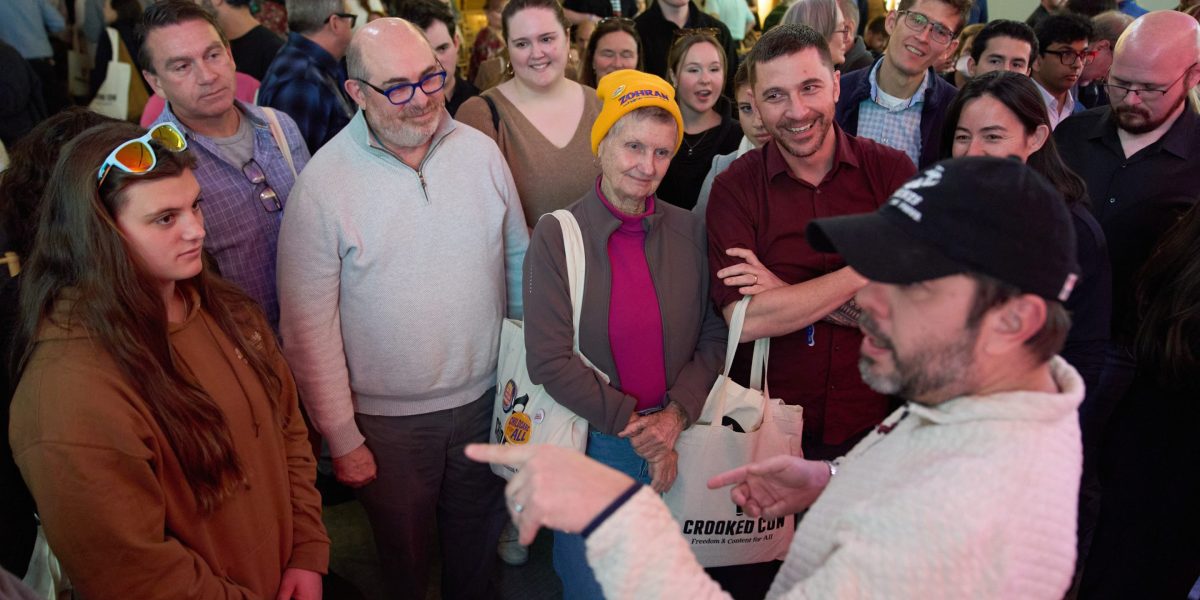 As Obama warns Democrats against 'litmus tests,' some progressives vent fury at Schumer after Mamdani's big win | Fortune