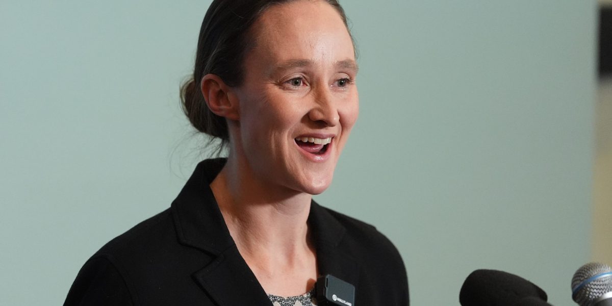 43-year-old democratic socialist who’s never held elected office unseats Seattle Mayor in another win for affordability politics 43-year-old democratic socialist who’s never held elected office unseats Seattle Mayor in another win for affordability politics