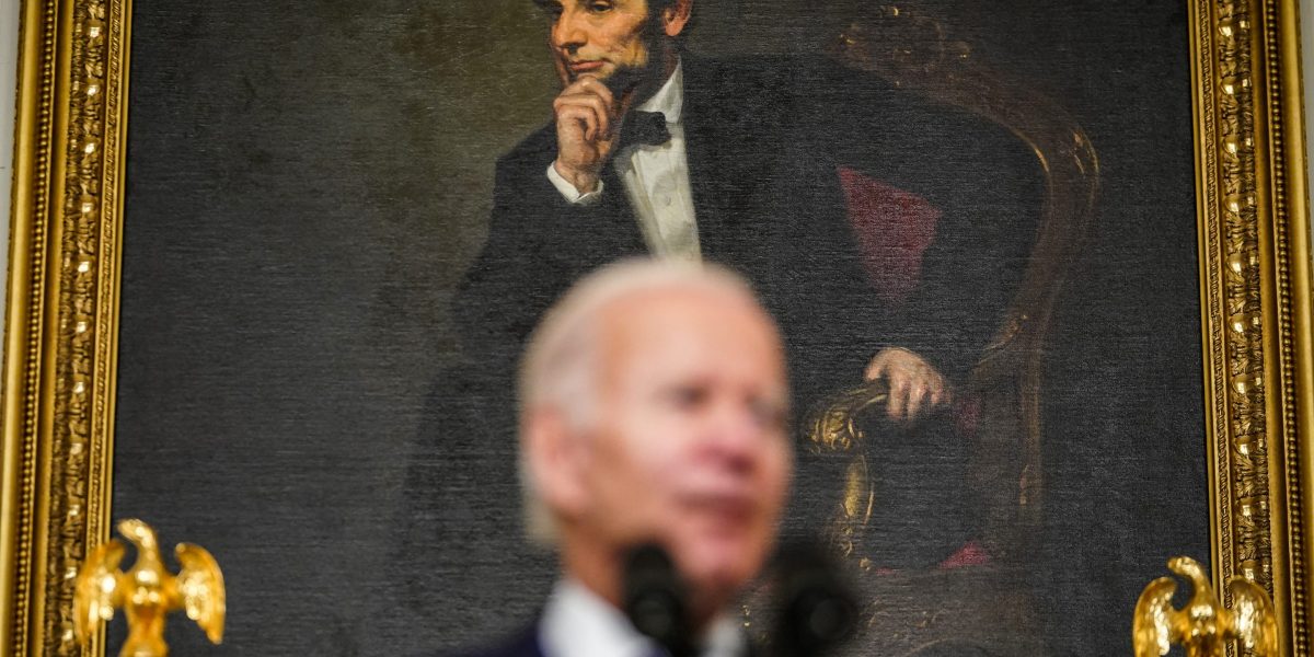 Abraham Lincoln set off an education revolution in 1862 with the Land Grant Act. We need the same thing today for AI | Fortune