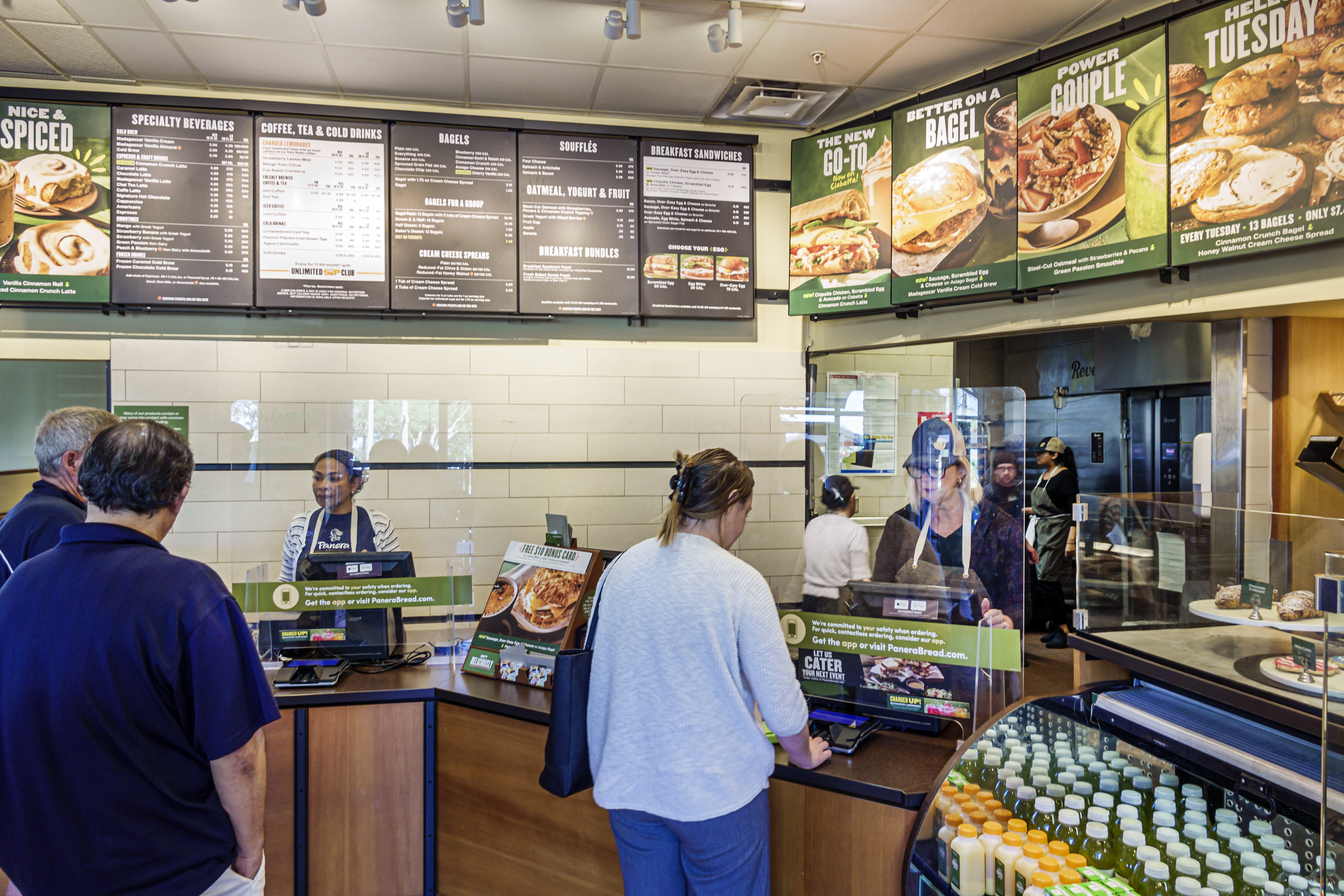 Panera’s CEO unveiled a comeback plan—and it includes better ingredients like lettuce: ‘No one likes iceberg’ thumbnail