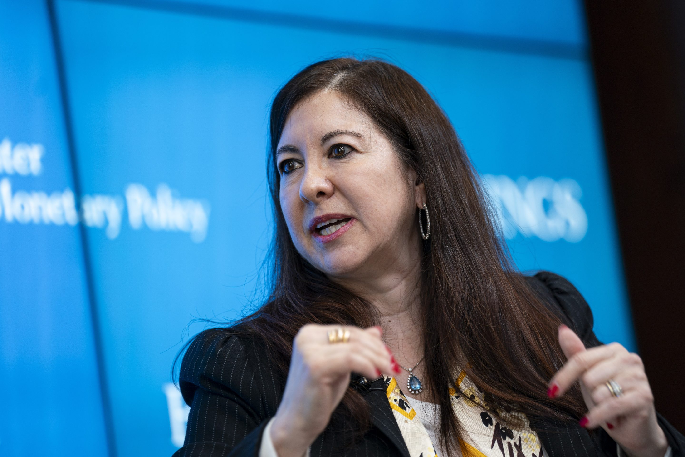 Ex-Fed Governor Kugler quit after more trading violations | Fortune