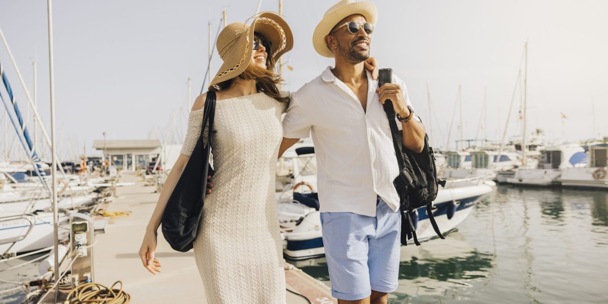 No, you probably aren't wealthier as a 'double-income, no kids' DINK. The married couples are better off, Pew finds | Fortune