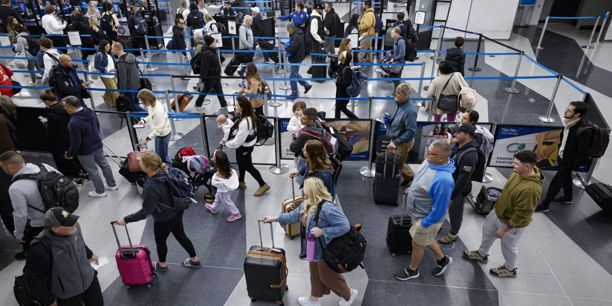 73 million Americans will be driving and nearly 18 million will go through TSA in the busiest Thanksgiving travel season in 15 years | Fortune