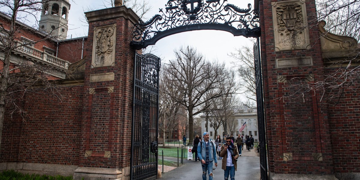Harvard now owns nearly half a billion dollars worth of Bitcoin, filings show | Fortune