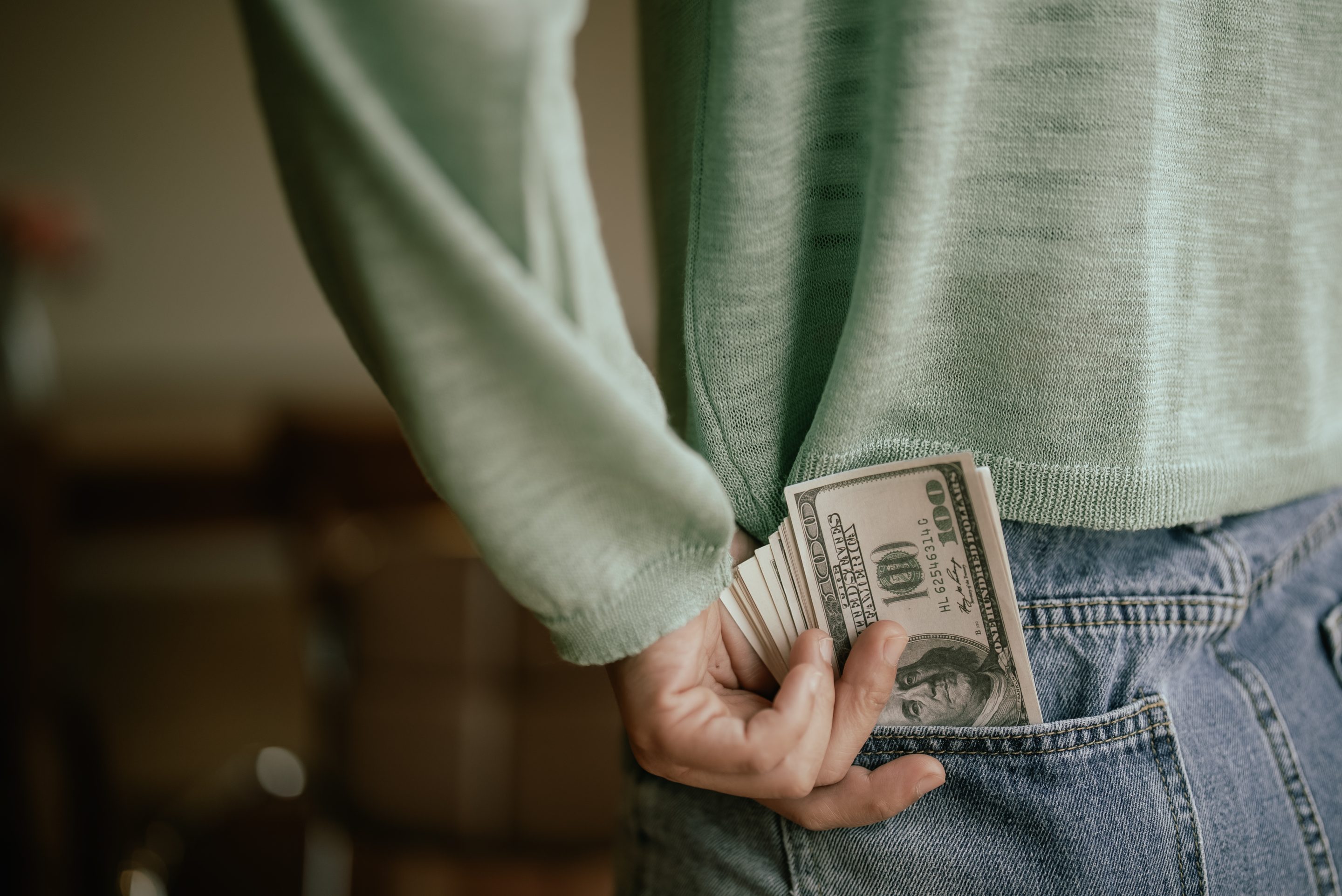 fortune.com - Jeff John Roberts - Founders are getting huge paydays before their startups are close to an exit-and that's fine with many VCs