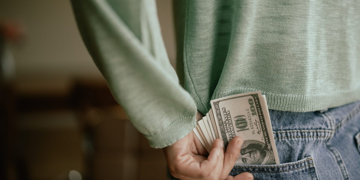 Founders are getting huge paydays before their startups are close to an exit—and that’s fine with many VCs Founders are getting huge paydays before their startups are close to an exit—and that’s fine with many VCs