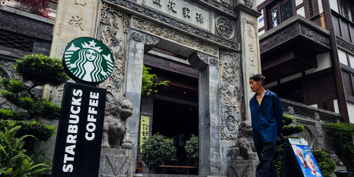 Starbucks sells 60% of China unit to Boyu at $4 billion value | Fortune