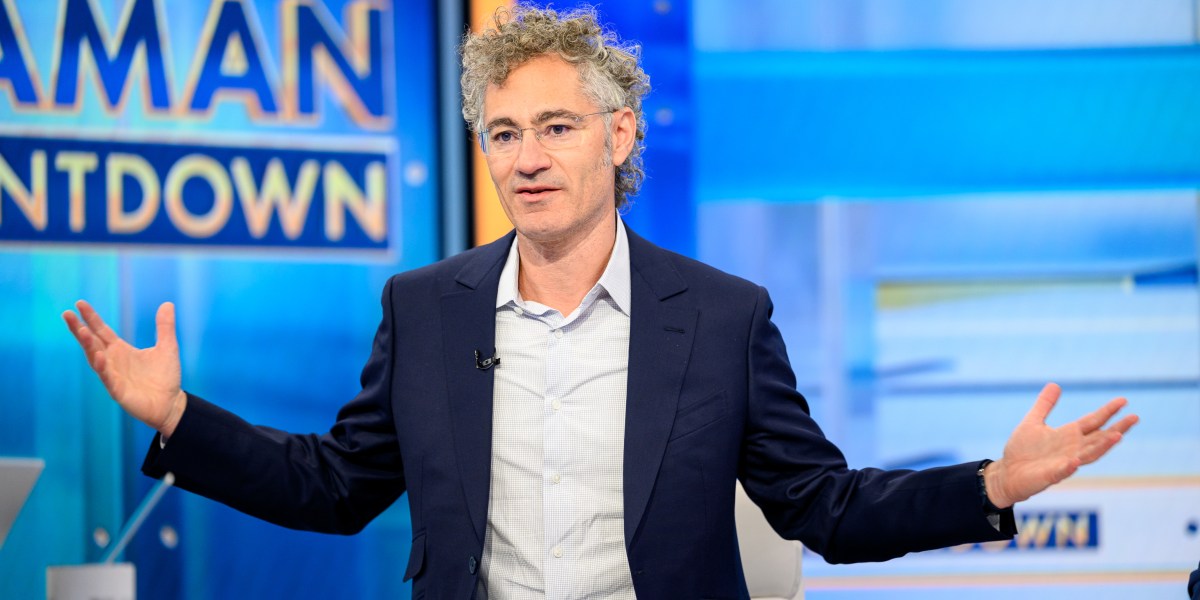 Palantir quarterly revenue hits .2B, though shares dip in after-hours trading