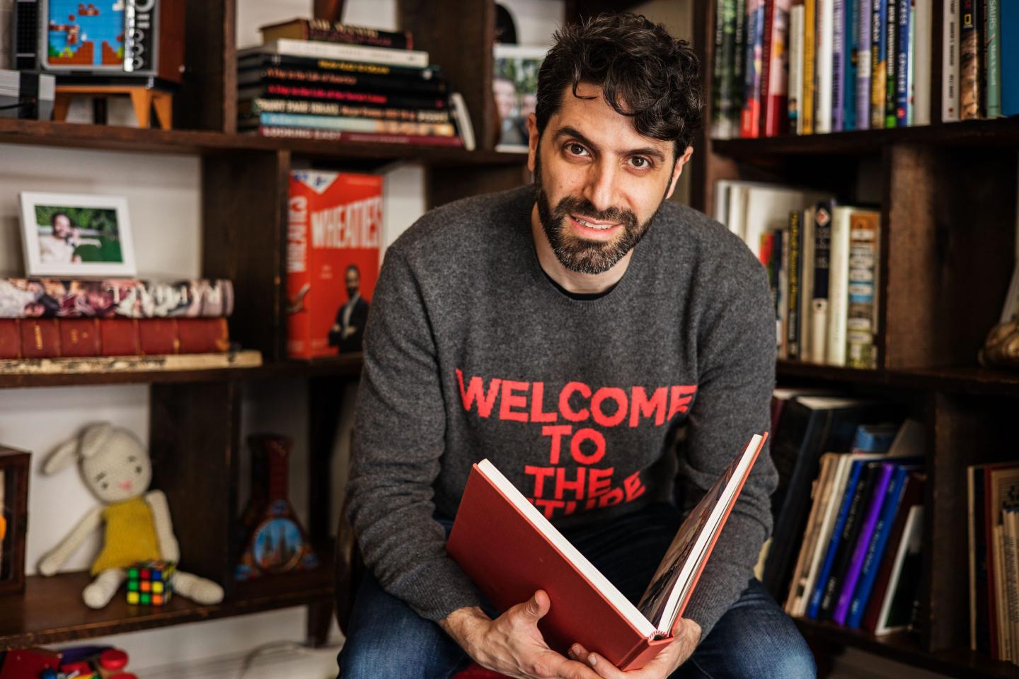 Portrait of behavioral scientists and author Jonathan Levy in New York City.